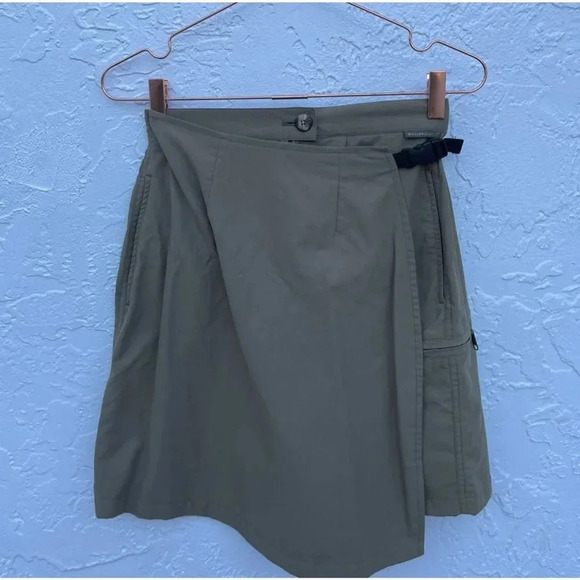 Ex Officio Womens Pleated Outdoor Relaxed Skirt Short Gray Sz 4 - Picture 3 of 14